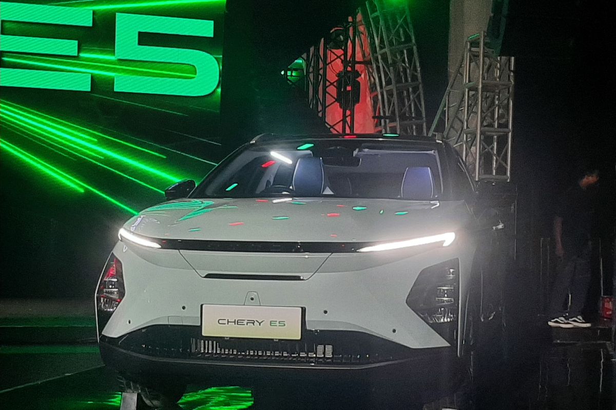 Chery E5, mobil listrik, baterai LFP, teknologi canggih, Baterai LFP, chery e5, Omoda E5 Berubah Menjadi Chery E5: Apa Saja Pembaruannya?