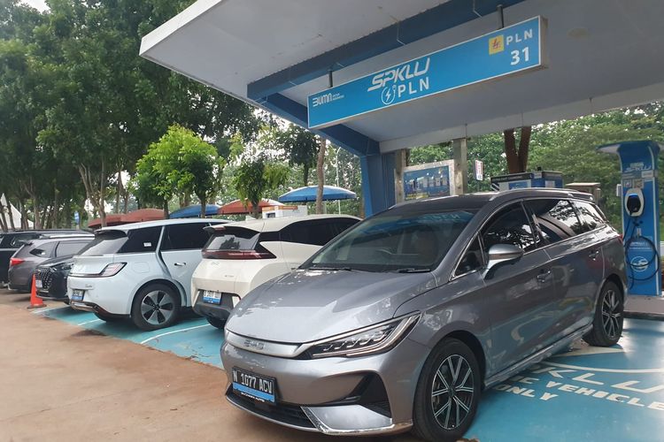 Panduan Cek SPKLU Terdekat agar Tak Kehabisan Daya Saat Perjalanan