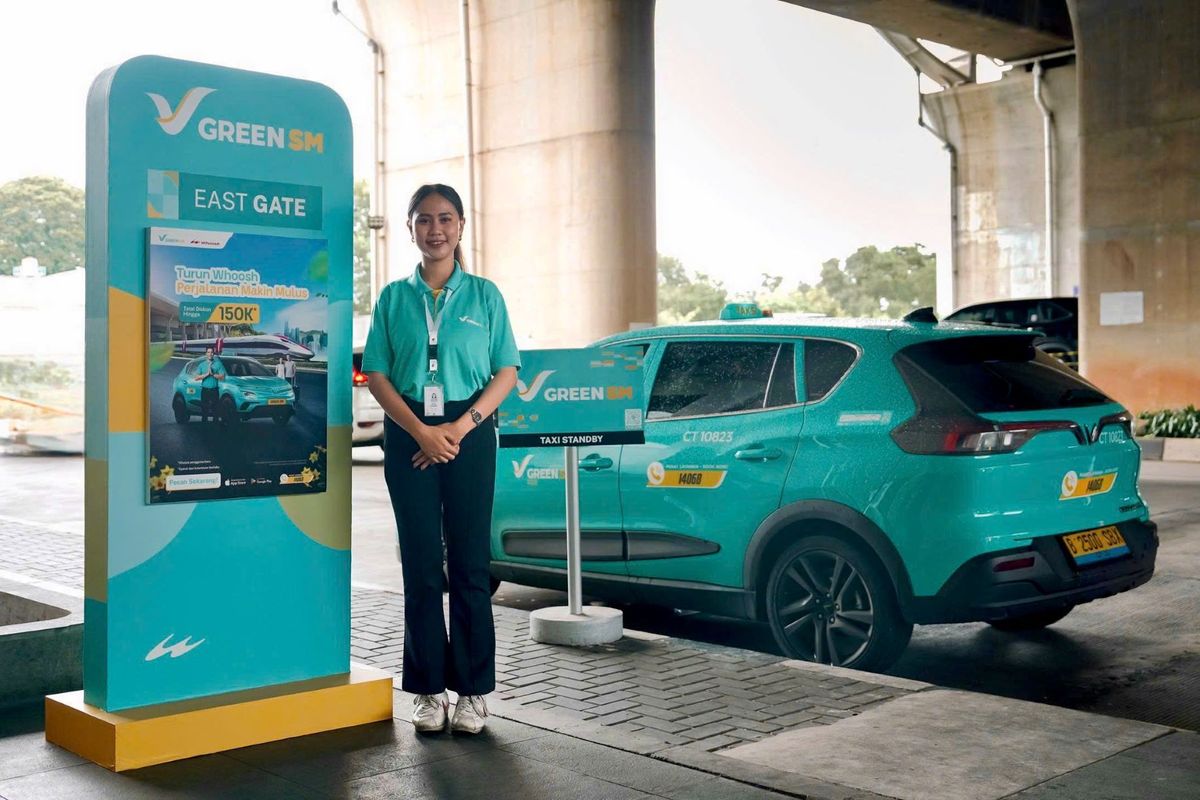 Taksi Listrik Hadir Dukung Konektivitas Stasiun Whoosh Halim