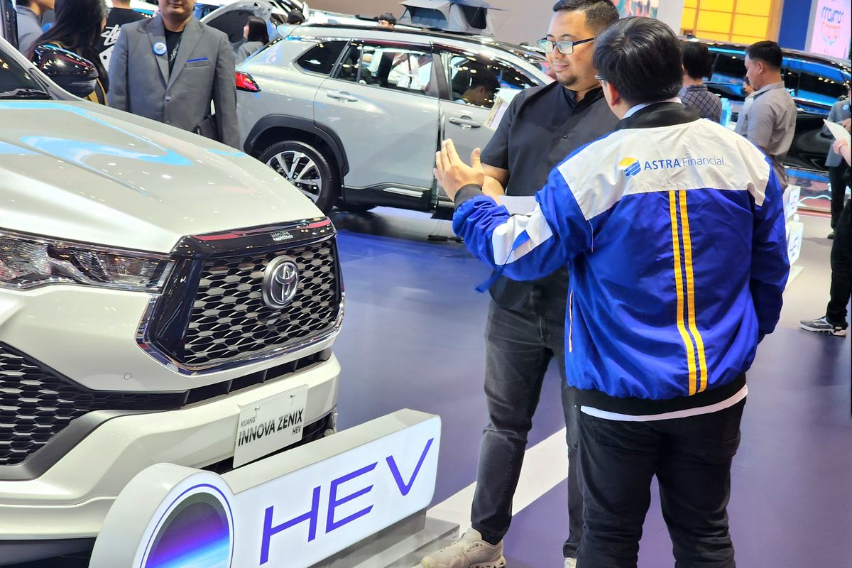 kendaraan elektrifikasi, Astra Financial, GIIAS 2025, hybrid electric vehicle, Hybrid Electric Vehicle, Astra Financial: Salurkan Pembiayaan Rp 575 Miliar di GIIAS 2025