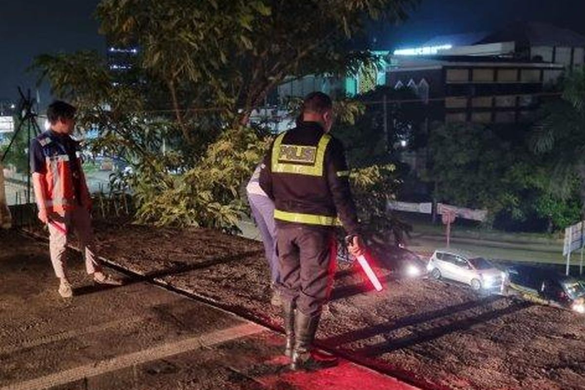 viral, Google Maps, tips otomotif, BMW terjun dari tol, bmw terjun bebas di gresik, bmw terjun bebas di krian-gresik, Belajar dari Kejadian Mobil Terjun di Tol Krian-Gresik, Jangan Andalkan Google Maps 100 Persen