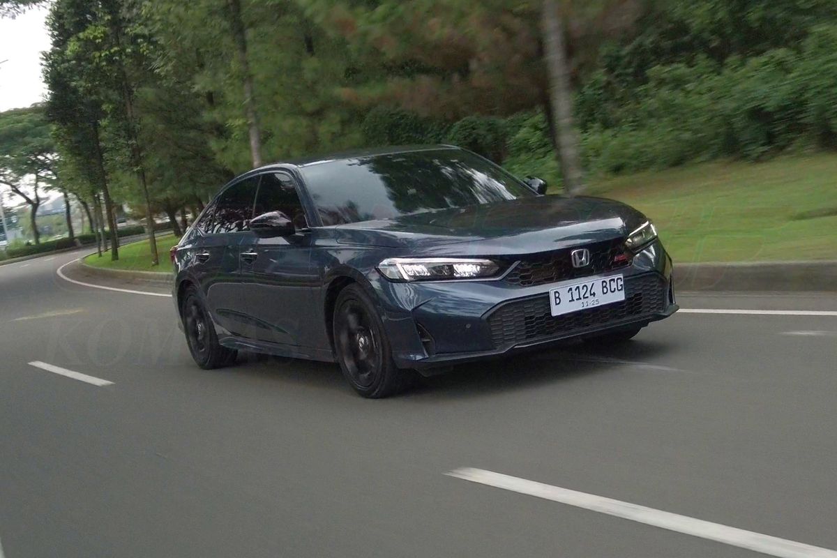 Kencang dan Halus, Begini Rasa Berkendara Civic RS e:HEV