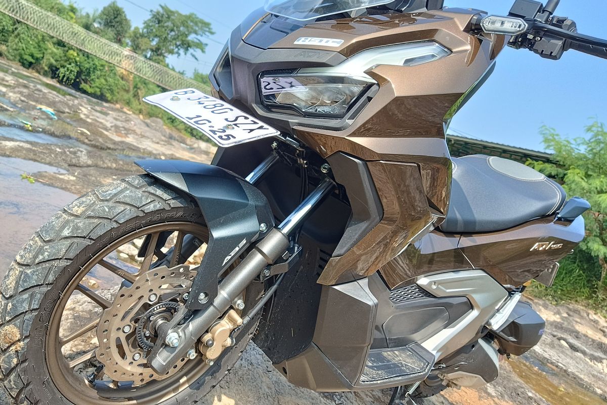 Honda ADV, Honda ADV 160, ADV 160 RoadSync, Honda ADV 160 RoadSync, Spesifikasi dan Fitur Lengkap Honda ADV 160 RoadSync