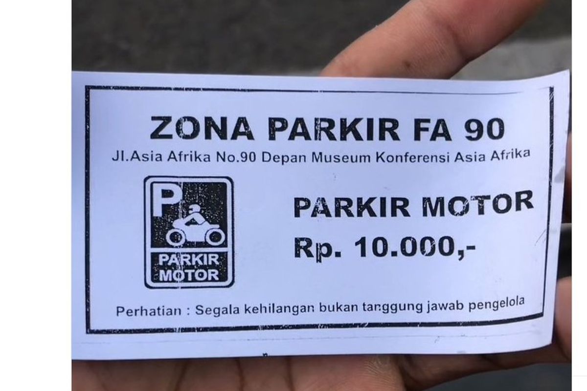 pengelola parkir, Perlindungan konsumen, Rio Octaviano, klausula baku, Klausula Baku di Parkir: Pelanggaran Perlindungan Konsumen
