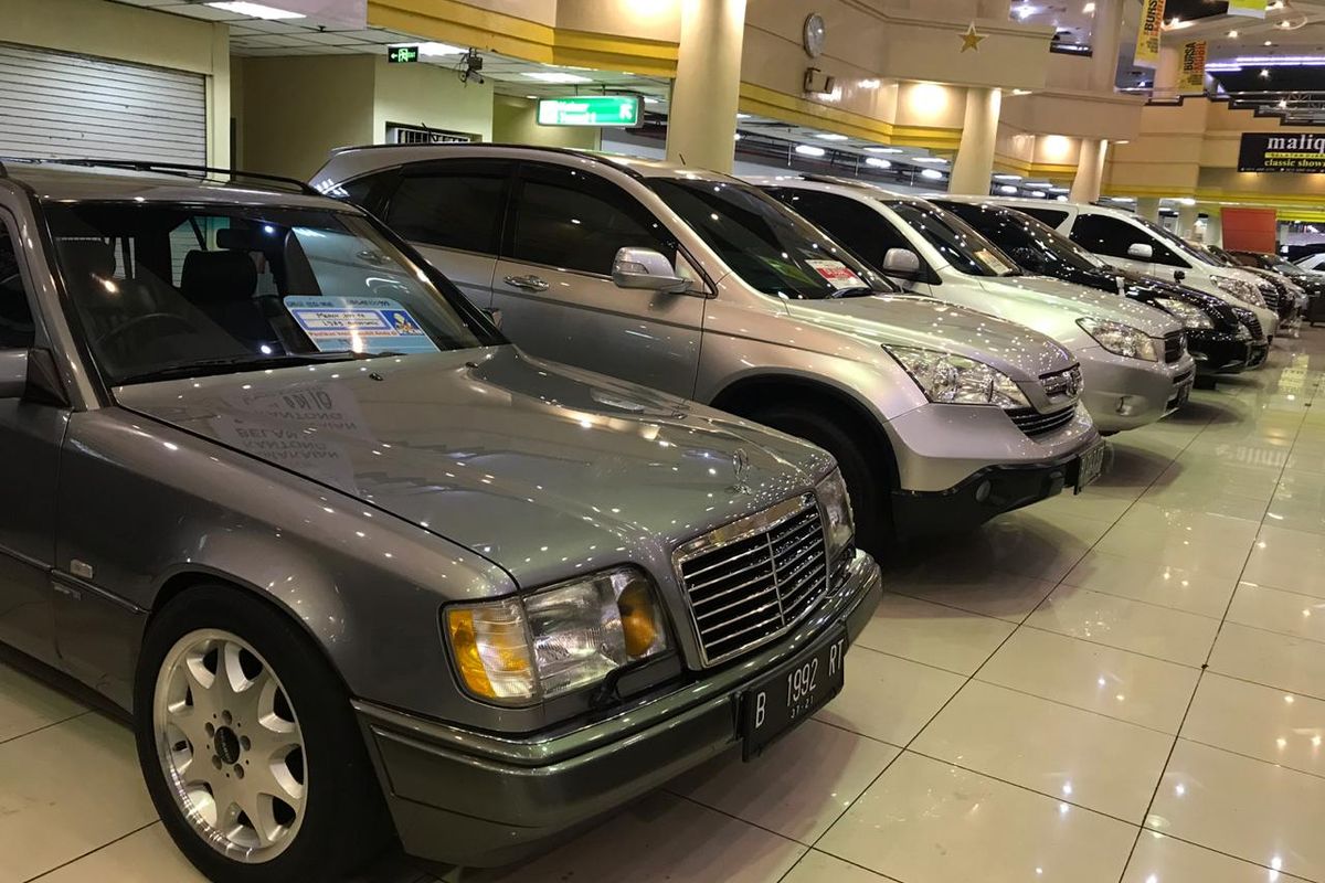 pedagang mobil bekas, Jabodetabek, mobil listrik, AMBI, Dampak Penurunan Harga Mobil Listrik di Pasar Bekas