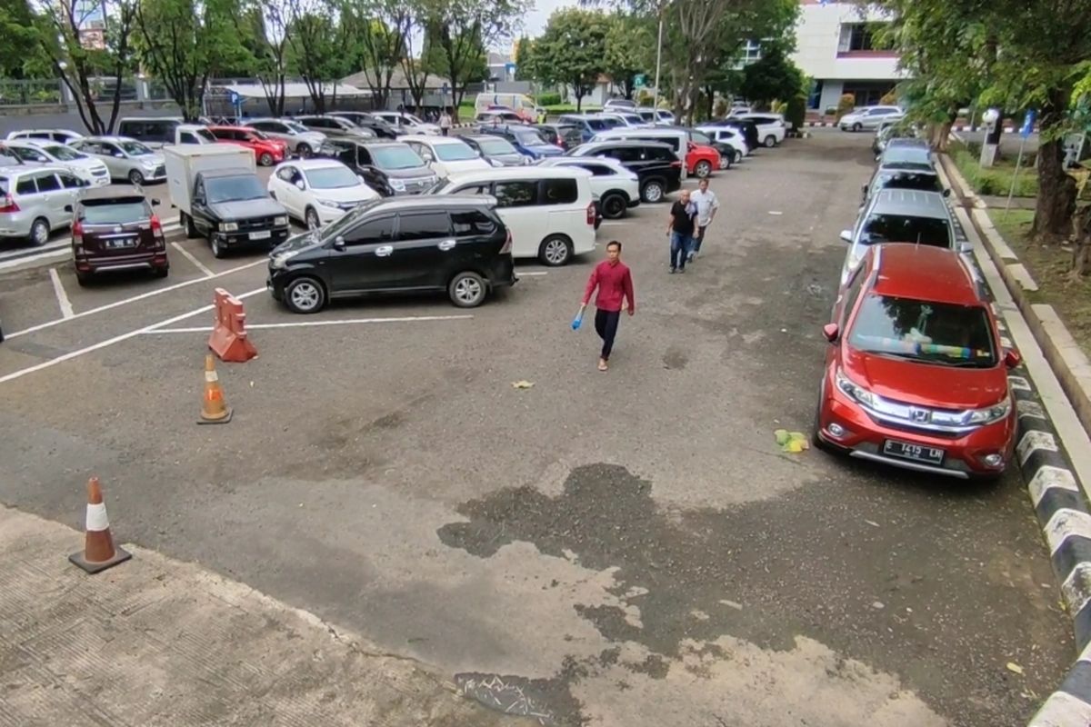 tarif parkir, kendaraan, transportasi, parkir, otomotif, Pemprov DKI Jakarta, kendaraan bermotor, Transportasi, Pramono Akan Naikkan Tarif Parkir di Jakarta