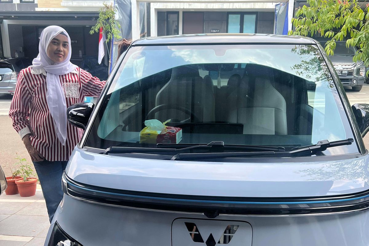 Wuling Air ev, Efisiensi Energi, pengalaman pengguna, mobil listrik, Pengalaman Riska Pemilik Wuling Air EV: Efisiensi dan Kenyamanan