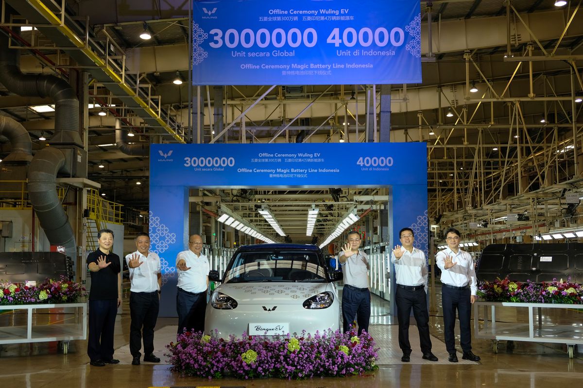 Wuling, produksi, baterai, Baterai, mobil listrik, Wuling Rayakan Tiga Pencapaian Besar