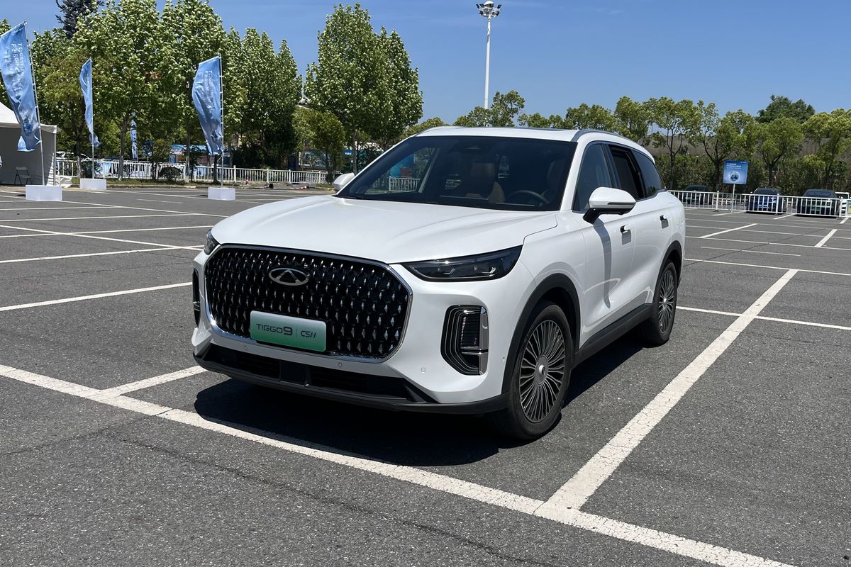 Chery Tiggo Cross CSH Hybrid, GIIAS 2025, Tiggo 9 CSH, SUV Plug-in Hybrid, Chery Perkenalkan Tiggo Cross CSH Hybrid di GIIAS