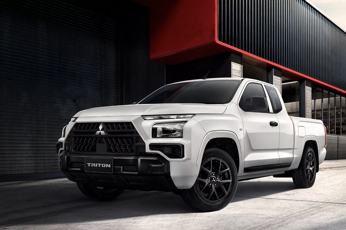 Mitsubishi Triton Street: Tampilan Agresif, Fitur Fungsional