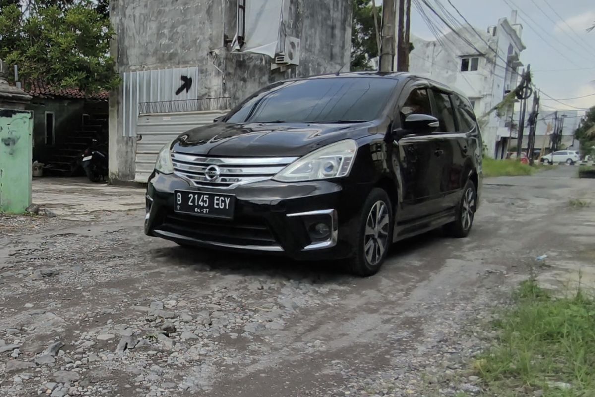 suspensi mobil, kenyamanan berkendara, tanda kerusakan, perawatan suspensi, Kenali Tanda Kerusakan Suspensi Mobil Anda