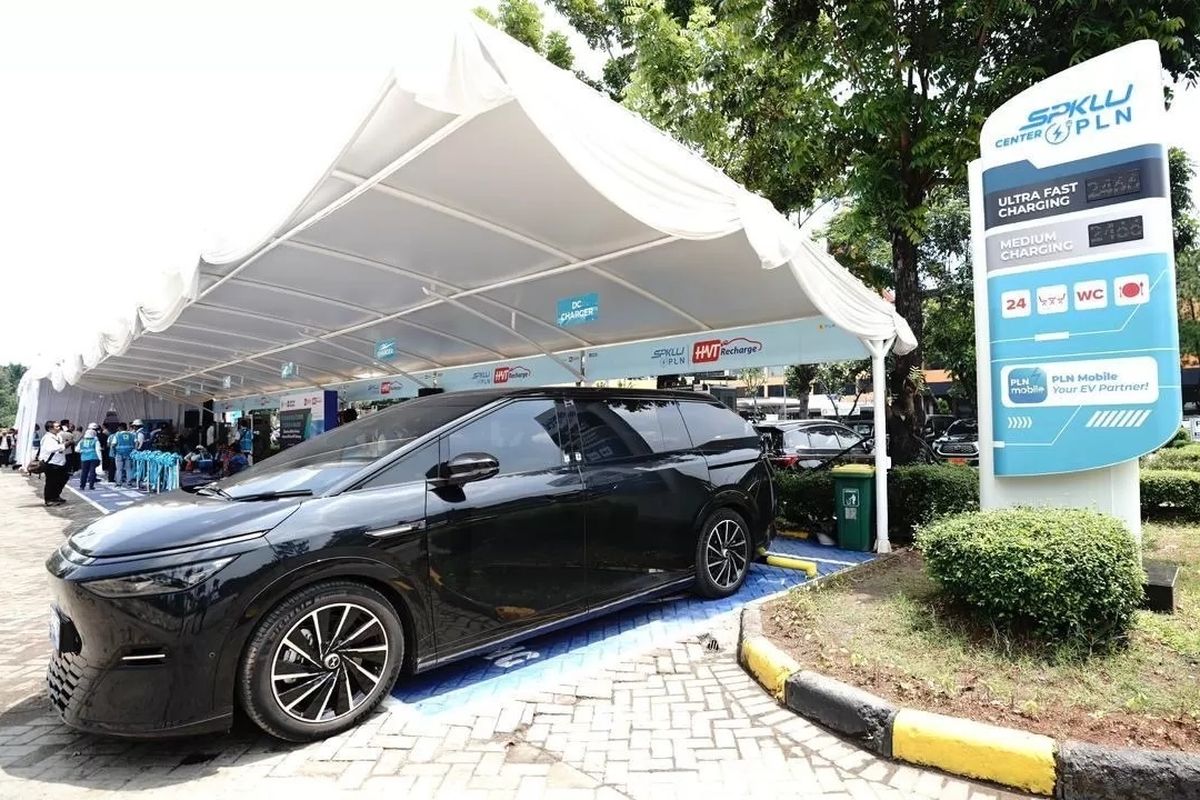 Sampai November 2025, PLN Operasikan 4.000 SPKLU