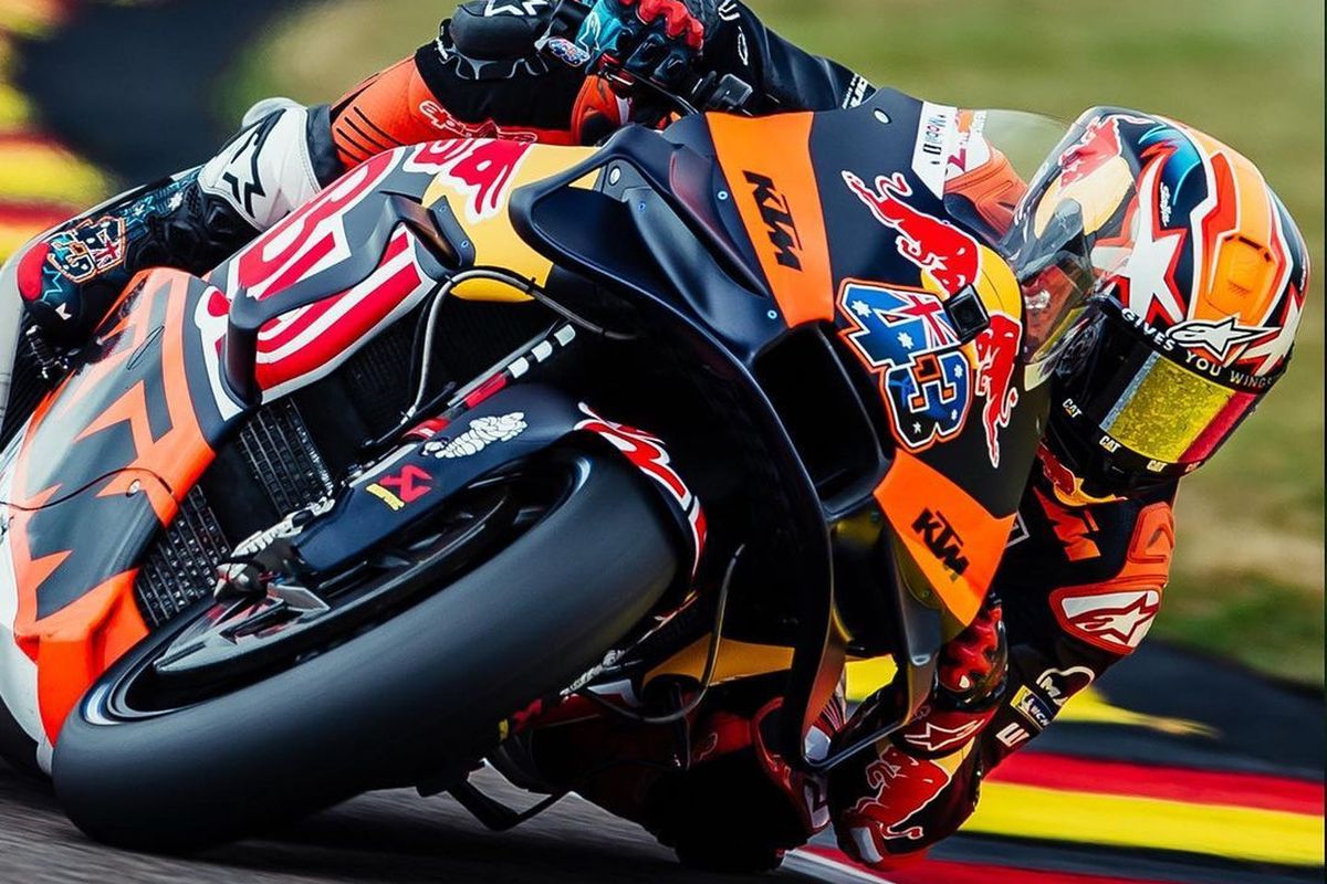 MotoGP, motogp 2025, motogp australia 2025, LIVE MotoGP Australia 2025, Miller, Zarco dan Mir Crash