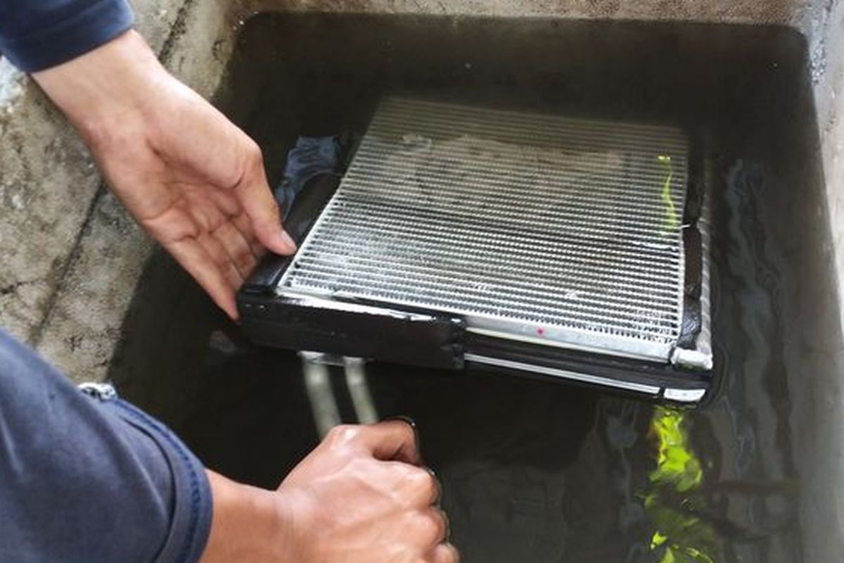 evaporator ditambal, Evaporator AC mobil bocor, Evap AC mobil Bocor, Evaporator ditambal, Saat Evaporator AC Mobil Bocor Harus Langsung Diganti Baru?