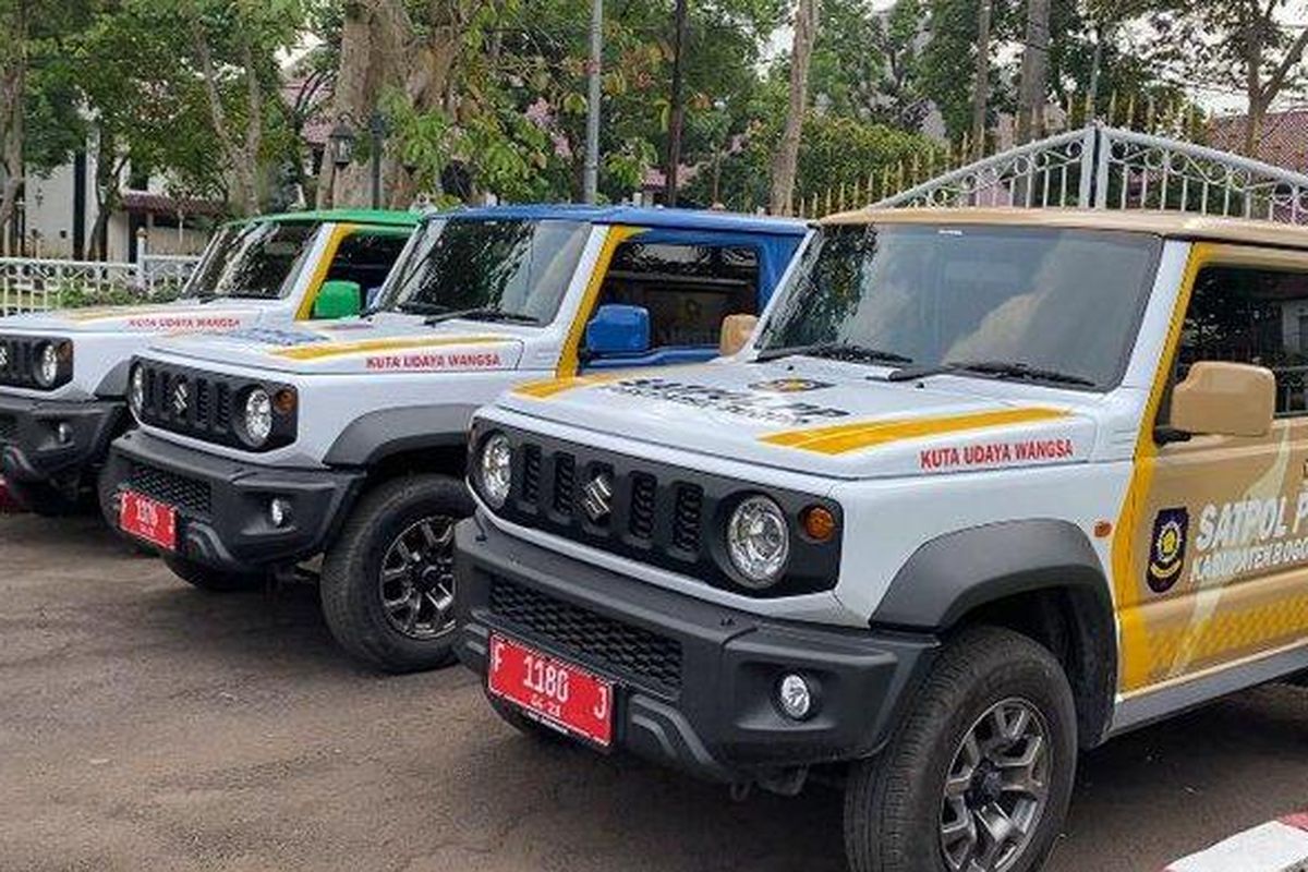 Suzuki Jimny, kendaraan dinas, Kabupaten Bogor, Rudy Susmanto, suzuki jimny, Bupati Bogor Jelasakan Penggunaan Suzuki Jimny untuk Patroli