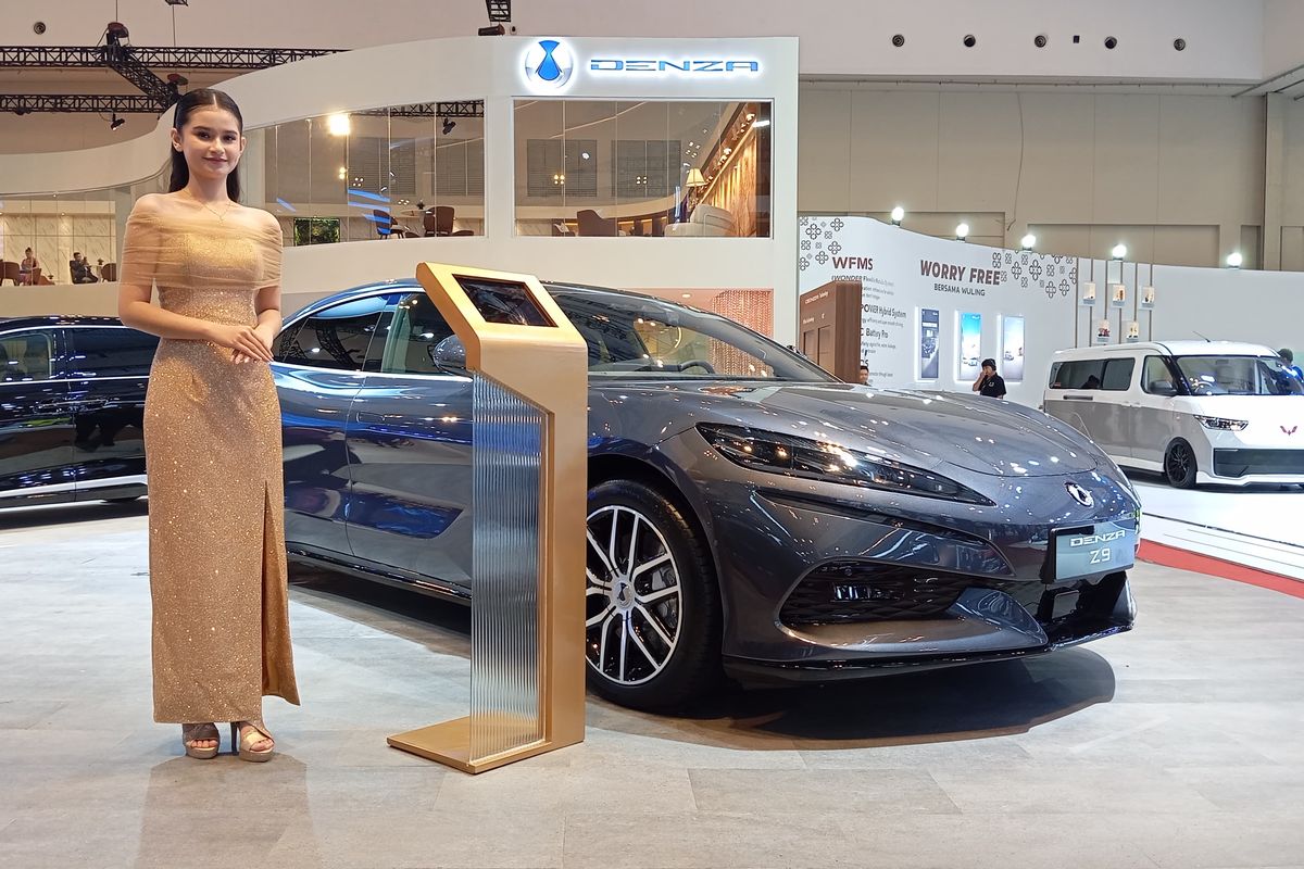 kendaraan listrik, Denza, otomotif, mobil listrik, Denza Z9, Denza Z9 Hanya Mejeng di GIIAS 2025, Kapan Resmi Diluncurkan?