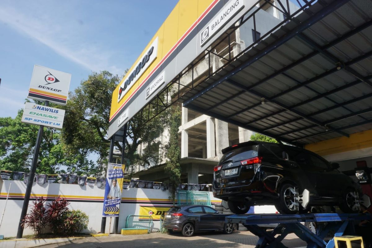 Ban mobil, Dunlop, Sumi Rubber Indonesia, promo ban, Falken, brand global, Merek Ban Ini Resmi Masuk ke Seluruh Dunlop Shop Indonesia