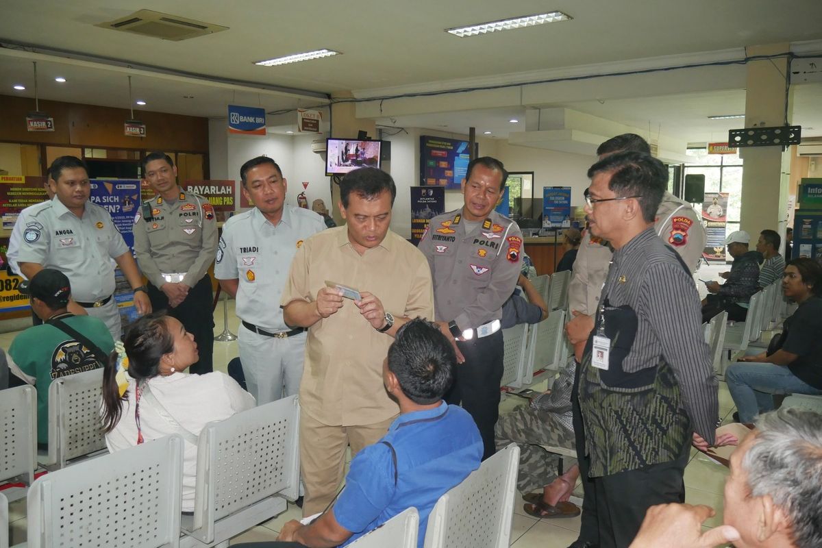 pajak kendaraan bermotor, Pajak Kendaraan Bermotor, program pemutihan pajak, program pemutihan pajak kendaraan bermotor jawa tengah, Dampak Program Pemutihan Pajak Kendaraan, PAD Jateng Naik Signifikan