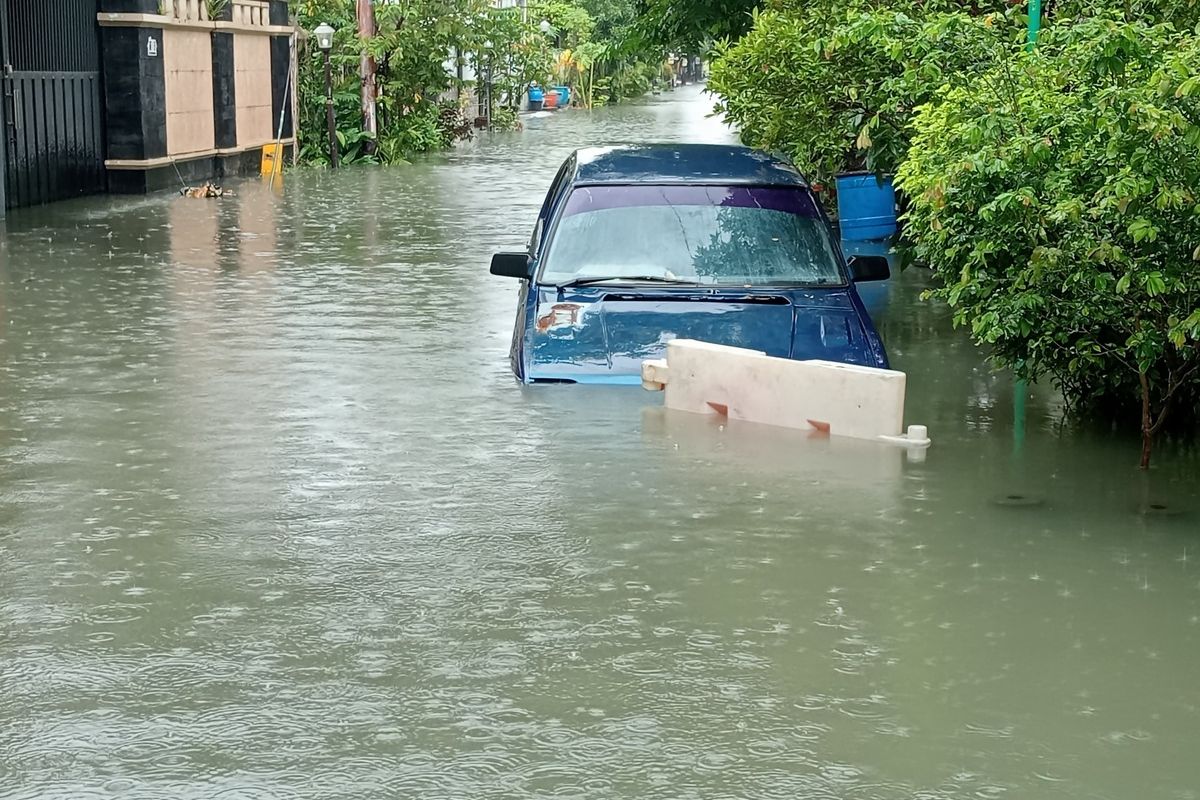mobil bekas banjir, Mobil bekas banjir, Jangan beli mobil bekas banjir, Tips beli mobil, Jangan Tergiur Mobil Bekas yang Pernah Terendam Banjir meski Harga Lebih Murah