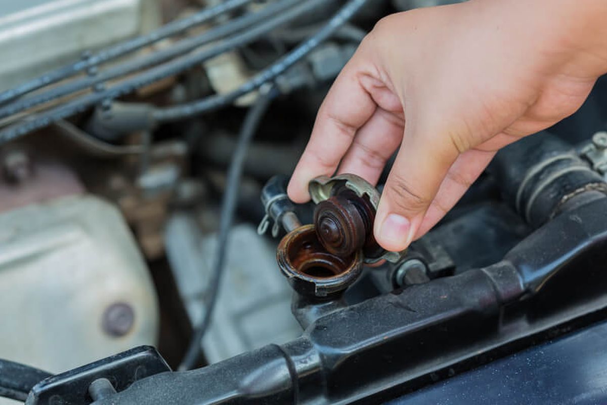 macet, Radiator, risiko, coolant, tips, Perawatan, Air Radiator Habis di Jalan, Bolehkah Pakai Air Biasa?