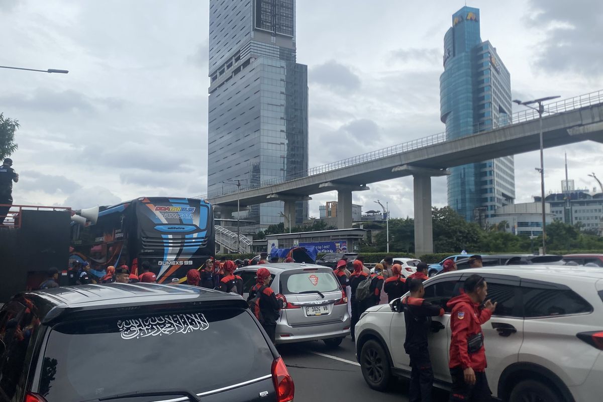 Mengapa Pengendara Mudah Emosi? Pakar Ungkap Akar Masalahnya