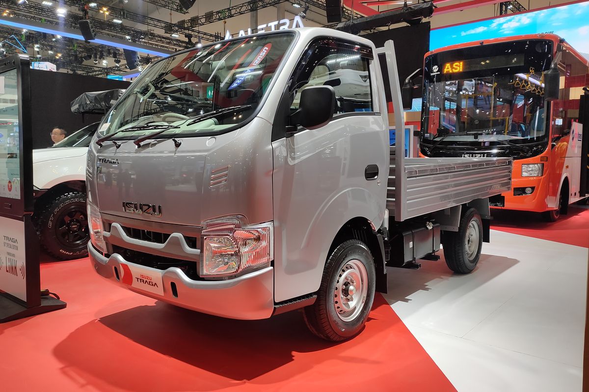 Isuzu, GIIAS 2025, pikap, Pikap, ISUZU, mobil pikap, Isuzu Traga 50 Tahun, Pikap Isuzu Traga 50th Special Edition Terjual Habis