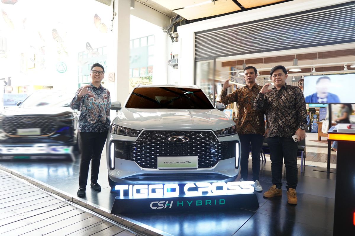 SUV Crossover, Bandung, peluncuran mobil, Chery Tiggo, Chery Tiggo Cross Resmi Meluncur di Bandung, Harga dan Spesifikasi