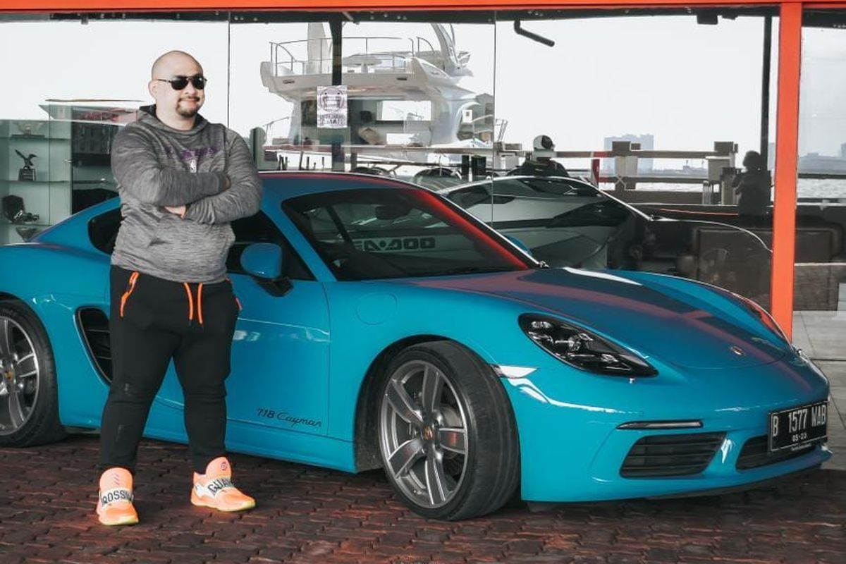 Porsche, truk, kecelakaan, safety driving, Porsche Ditabrak Truk, Budaya Memaafkan di Jalan Jadi Teladan