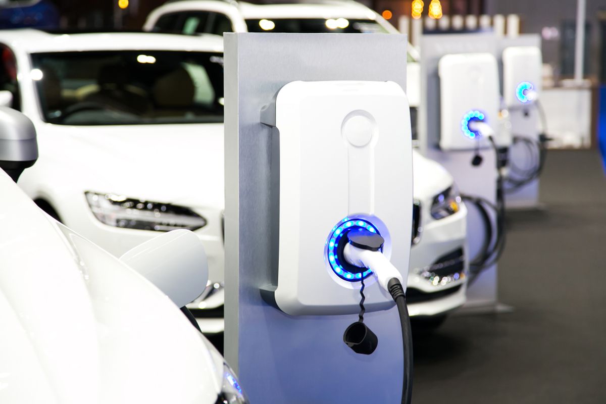 otomotif, kendaraan listrik, Pengamat otomotif, Jepang, Korea Selatan, jepang, pengamat otomotif, mobil china, industri otomotif, Menuju Era Elektrifikasi, Produsen Mobil Konvensional di Persimpangan