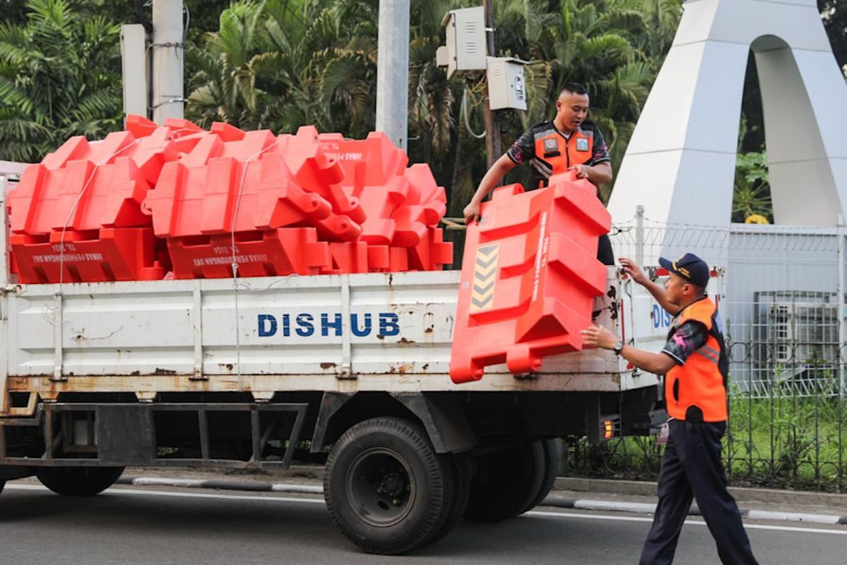 pembangunan LRT, rekayasa lalu lintas, Jalan Matraman, Dishub DKI Jakarta, proyek LRT, Awas Macet, Rekayasa Lalin Berlaku di Jalan Matraman sampai Mei 2026
