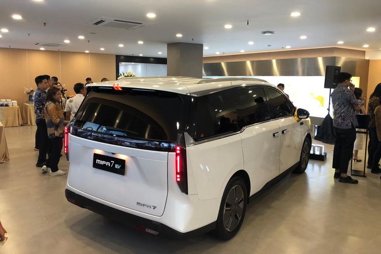 Maxus Resmikan Diler Flagship di Jakarta Selatan