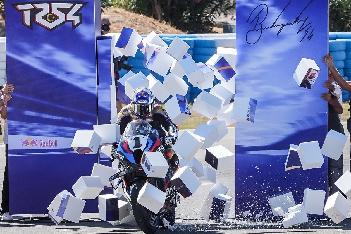 World Superbike, yamaha, WorldSBK, Toprak Razgatlioglu, juara dunia worldsbk, Toprak Kunci Gelar Juara Dunia WorldSBK 2025, Siap Melangkah ke MotoGP