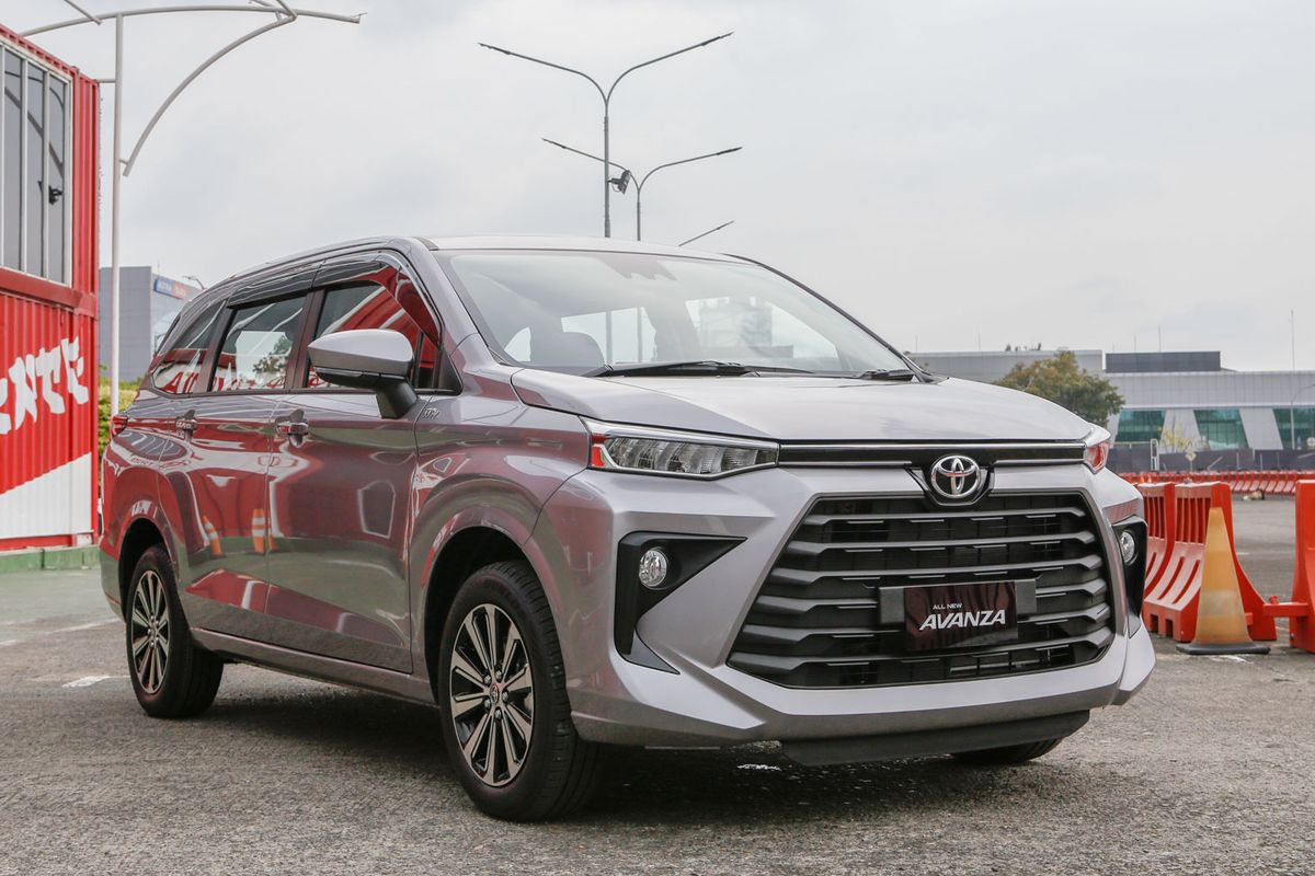 kredit mobil, Avanza, Toyota Avanza, skema cicilan, skema kredit, Skema Kredit Toyota Avanza 1.5, Cicilan mulai Rp 4 Jutaan