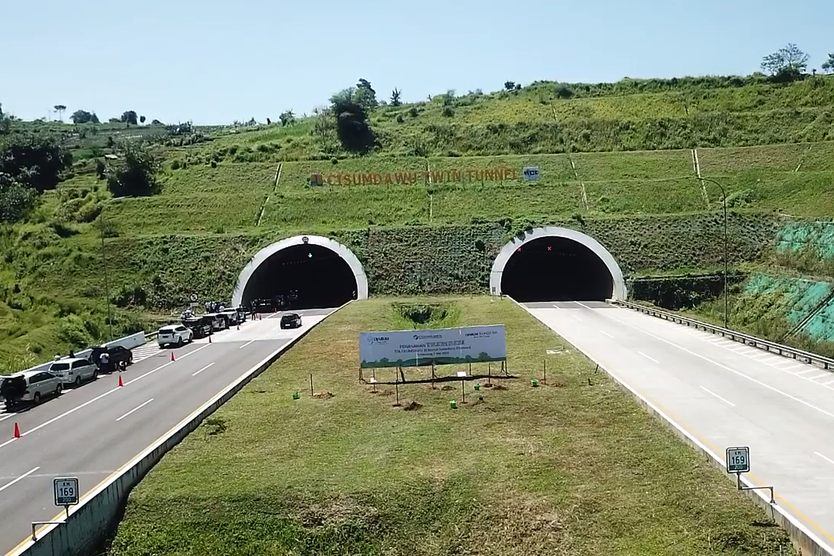 Korlantas, Korlantas Polri, Tol Cisumdawu, tol Cisumdawu, mobil, Arus Balik, Polisi Ingatkan Hati-hati di Tol Cisumdawu