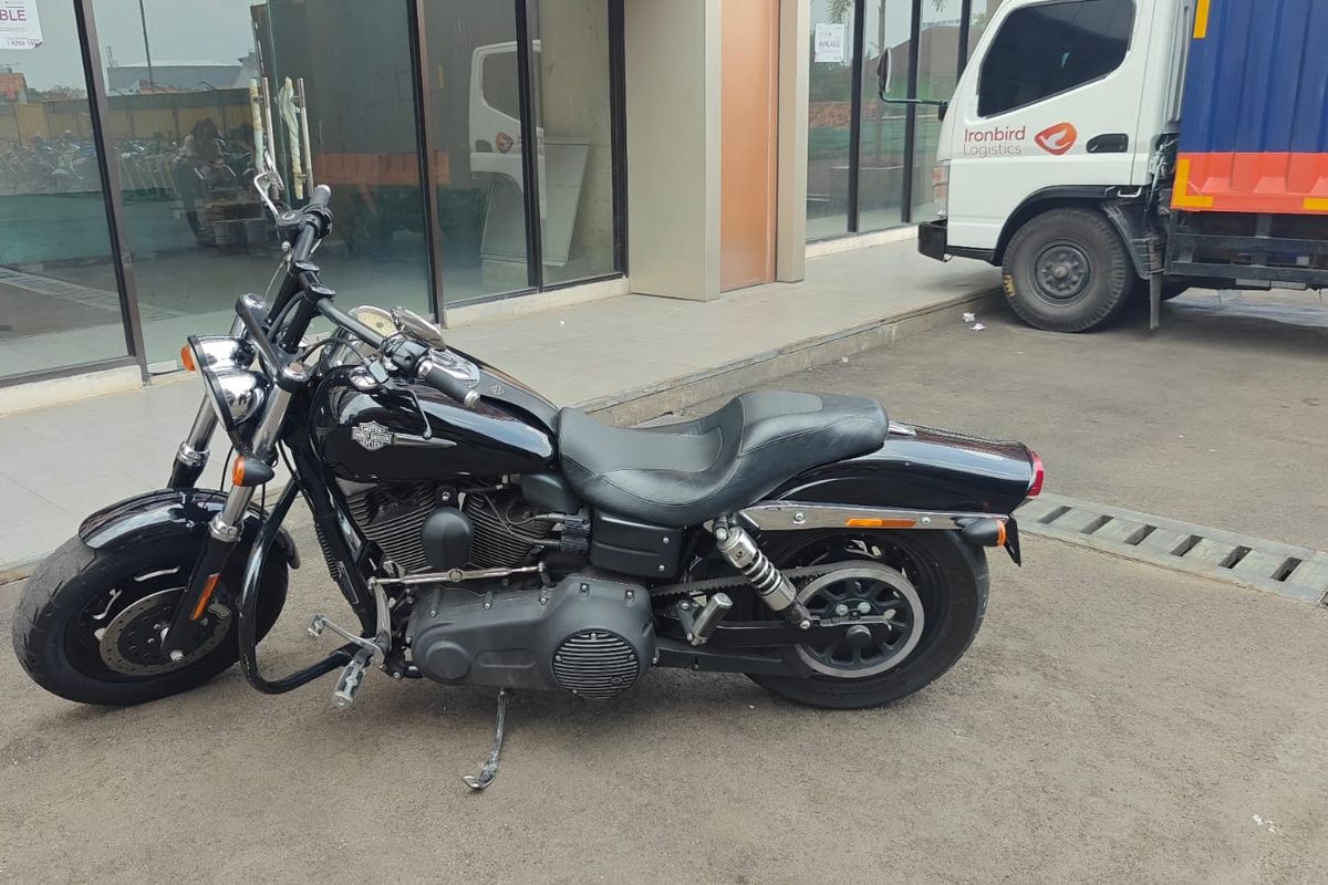 Harley-Davidson, moge, motor gede, pencurian moge, Harley-Davidson Dyna Fat Bob, Dyna Fat Bob, Harley-Davidson Dilaporkan Hilang di Mal Senayan, Ini Jenisnya