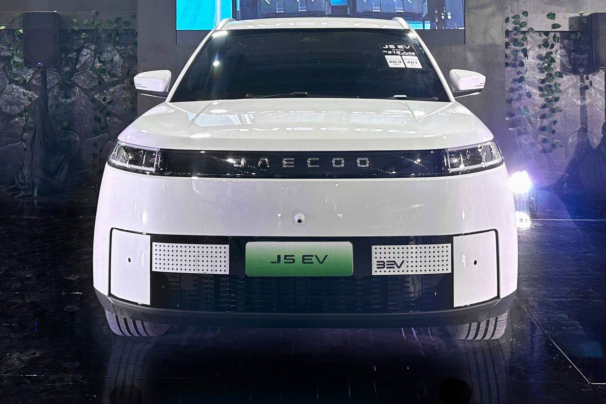 Lebih Dekat dengan Jaecoo J5 EV, SUV Listrik Rp 200 Jutaan (Video)