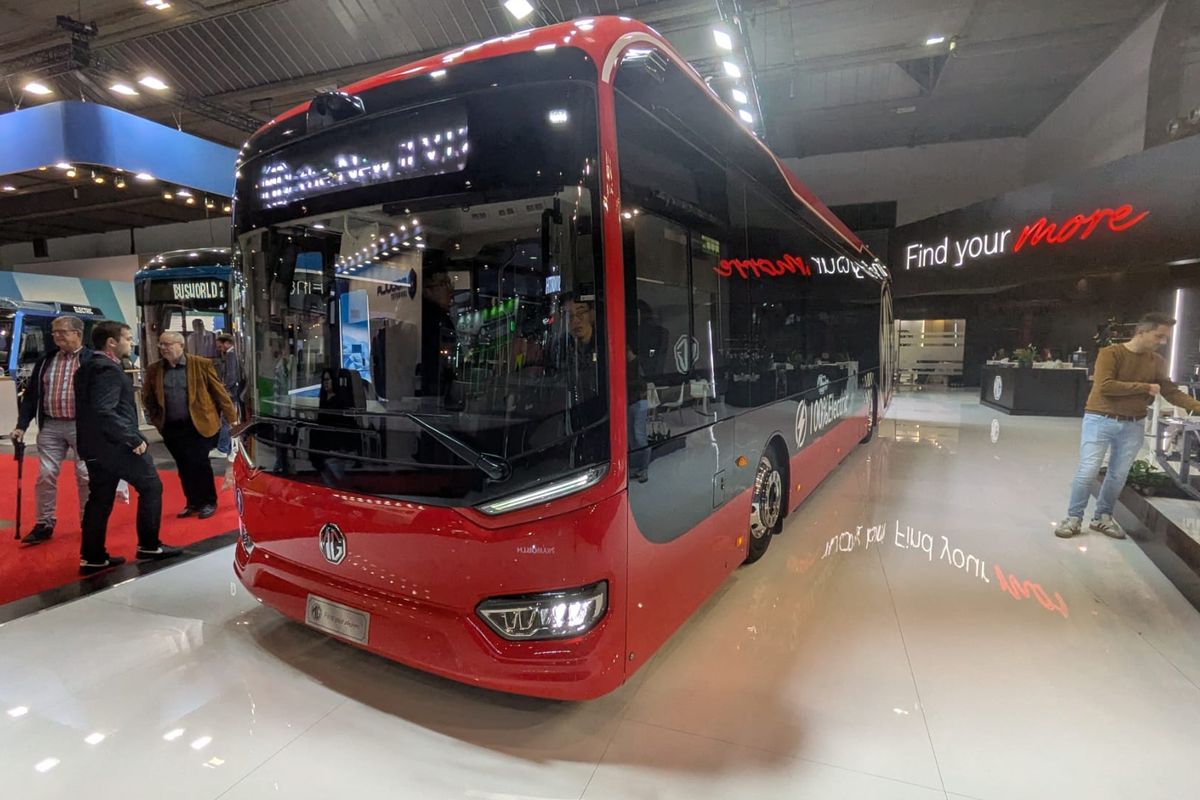 bus listrik, bus listrik baru, MG Commercial, bus listrik MG, Bus listrik MG Commercial, MG iEV12, MG B12E, MG Debut di Busworld, Tampilkan Bus Listrik iEV12 dan Sasis B12E