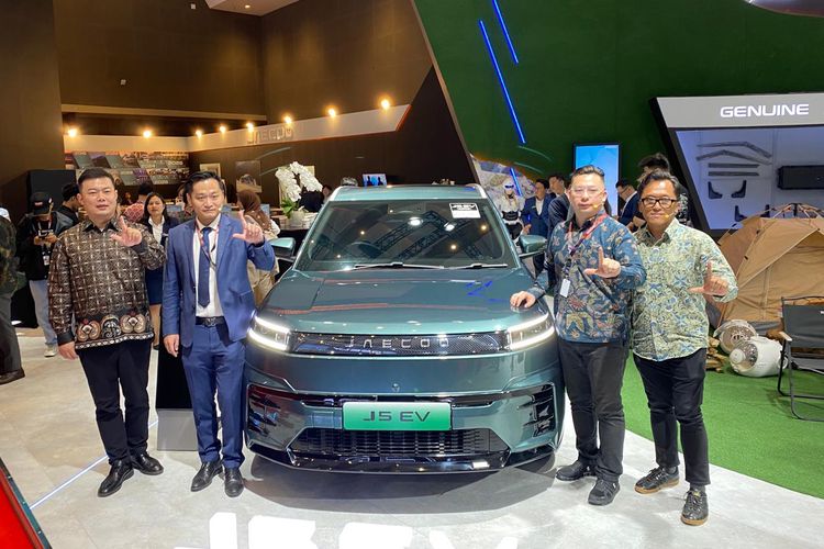 Jaecoo Ajak Konsumen Ikut Kembangkan J5 EV di IIMS 2026