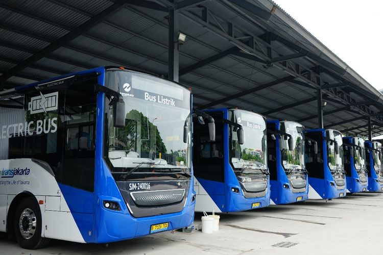 angkutan umum, pemerintah, Masyarakat Transportasi Indonesia (MTI), subsidi motor listrik, MTI: Subsidi Motor Listrik Sebaiknya Dialihkan ke Angkutan Umum