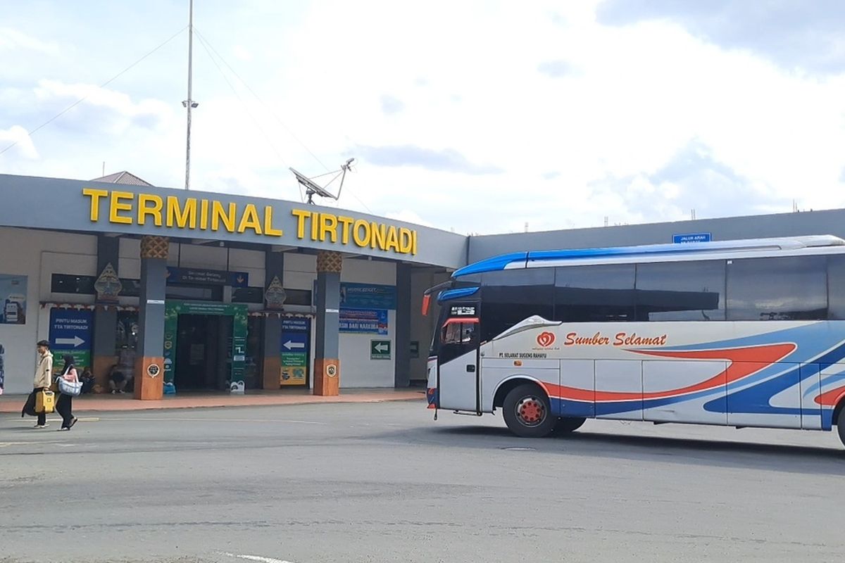 Daftar Harga Tiket Bus AKAP Angkatan Pagi: Rute Jakarta-Jawa Tengah