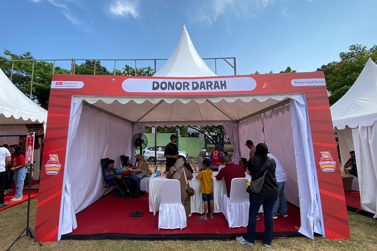 donor darah, Daihatsu, Astra Daihatsu Motor, Daihatsu Kumpul Sahabat, Daihatsu Kumpul Sahabat Cirebon, Donor Darah dan Cek Kesehatan Gratis di Daihatsu Kumpul Sahabat Cirebon
