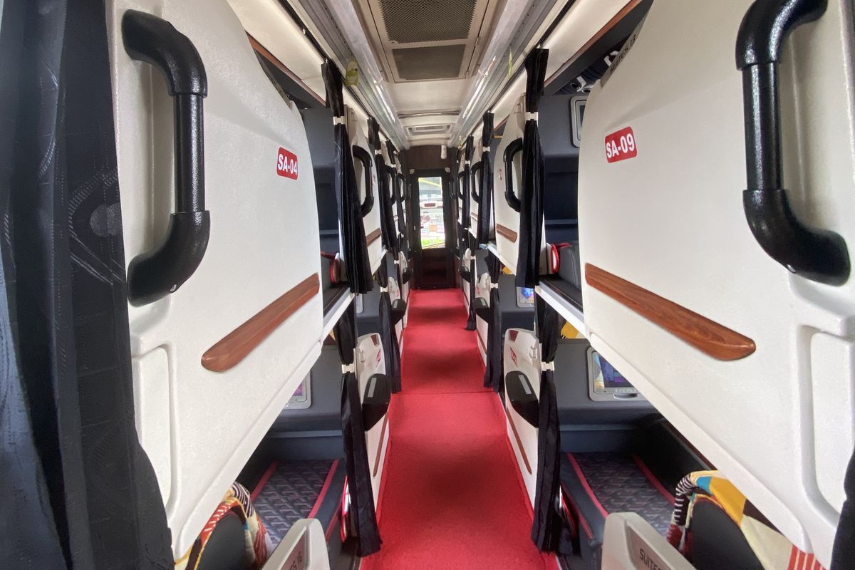 bus mewah, kenyamanan penumpang, tren desain bus, suite class, Prediksi Tren Bus Suite Class 2026: Mewah dan Nyaman