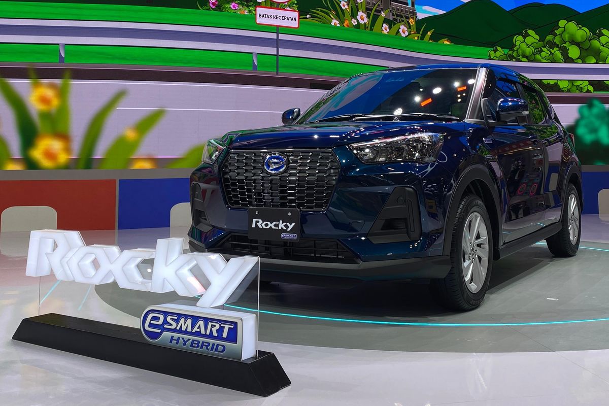 Daihatsu, Rocky e-Smart Hybrid, GIIAS, Mobil Hybrid, Konsumsi BBM, Konsumsi BBM Daihatsu Rocky Hybrid Tembus 34 Kpl