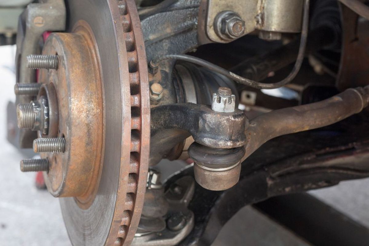 kaki-kaki mobil, tie rod, perbaikan, biaya, Perbaikan, Tie Rod, Solusi Atasi Masalah Setir Bergetar dan Bunyi di Kaki-kaki Mobil