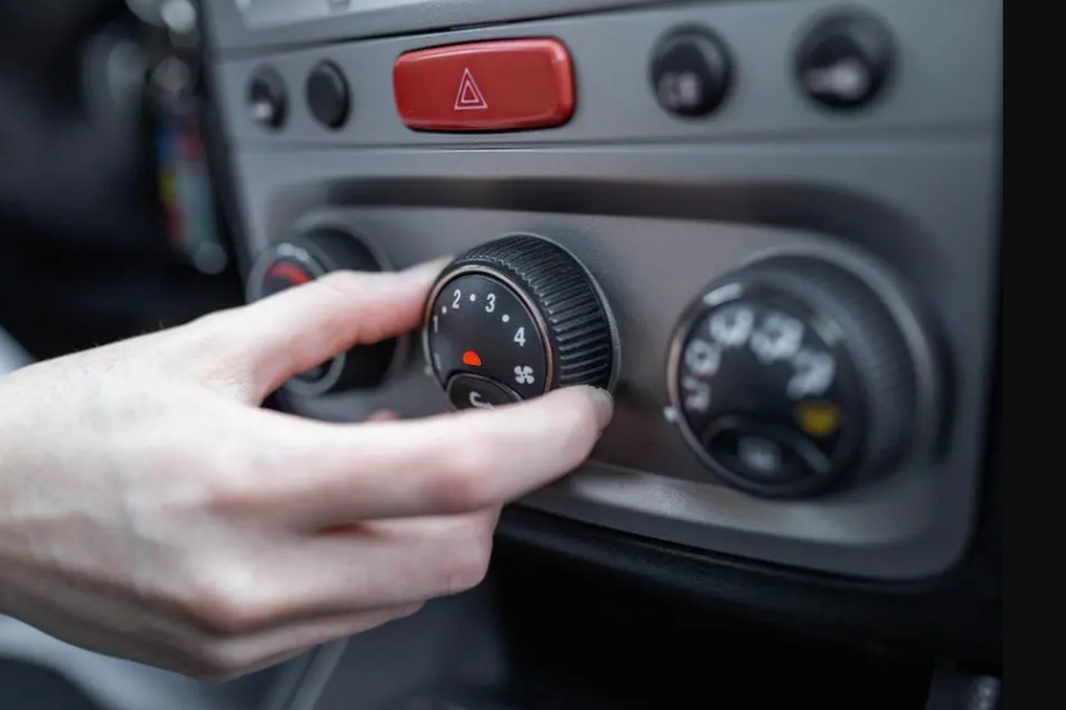 AC Mobil, Servis AC mobil, AC mobil panas, penyebab ac mobil panas, Tiga Komponen AC Mobil Penyebab Kabin Terasa Panas