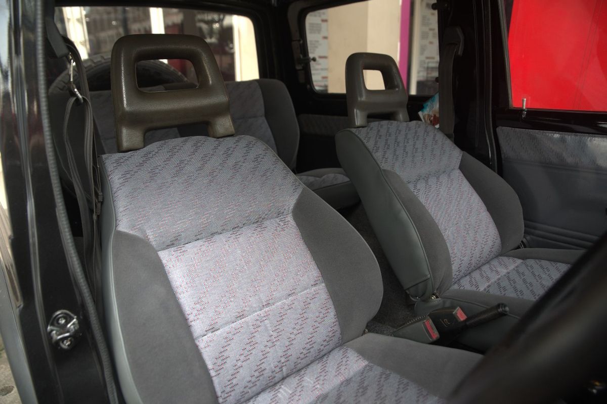 Jok Mobil, mobil, kain, fabric, Serupa Tapi Tak Sama, Bahan Sofa Bukan Buat Jok Mobil