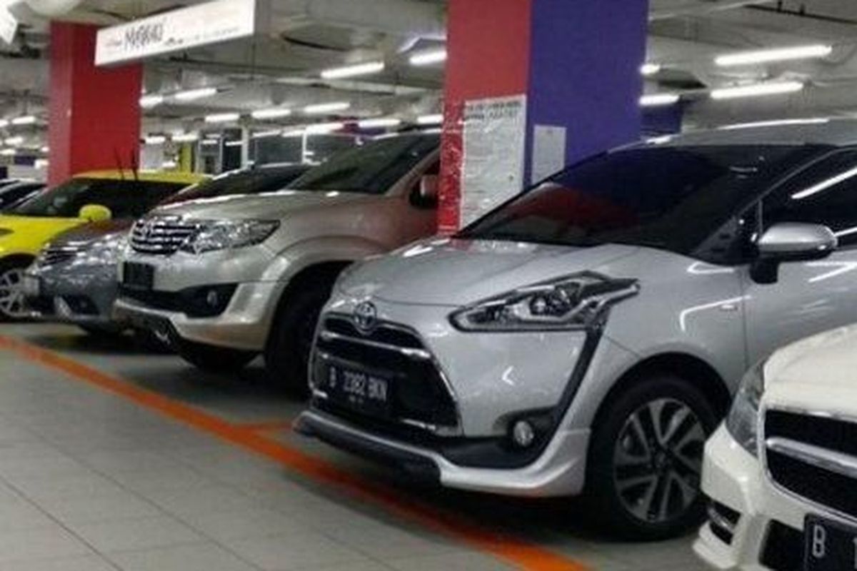 Harga MPV Pintu Geser November 2025, Evalia mulai Rp 76 Juta