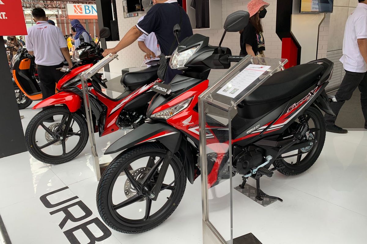 harga motor bebek, Supra X 125, Revo FI, Harga Motor Bebek, Harga Motor Baru, daftar harga motor, Harga Motor Bebek Juli 2025, Revo dan Supra X 125 Naik Rp 400.000