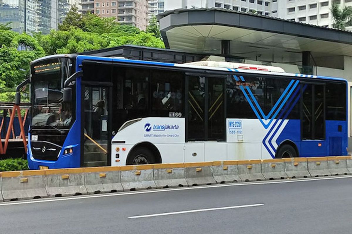 Pramono Anung, Bus Transjakarta, Rute 1W, transportasi ramah lingkungan, pramono anung, Transjakarta Rute Ancol-Blok M Resmi Beroperasi