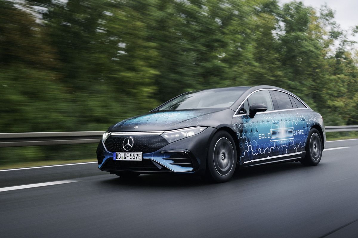 Jarak tempuh, Mercedes-Benz, baterai solid-state, Mercedes-Benz EQS Uji Coba Baterai Solid-State Jarak 1205 km